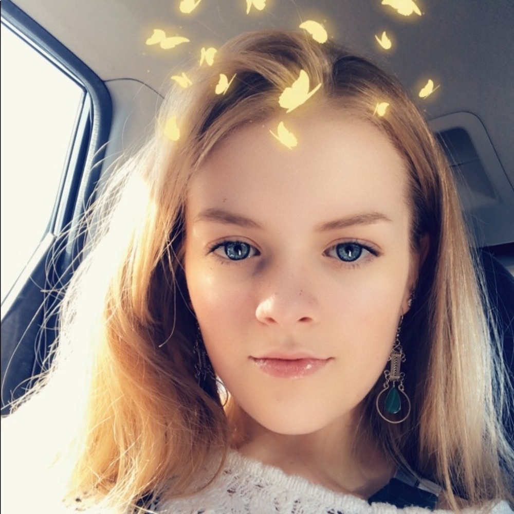 Meet your Posher, Brooke